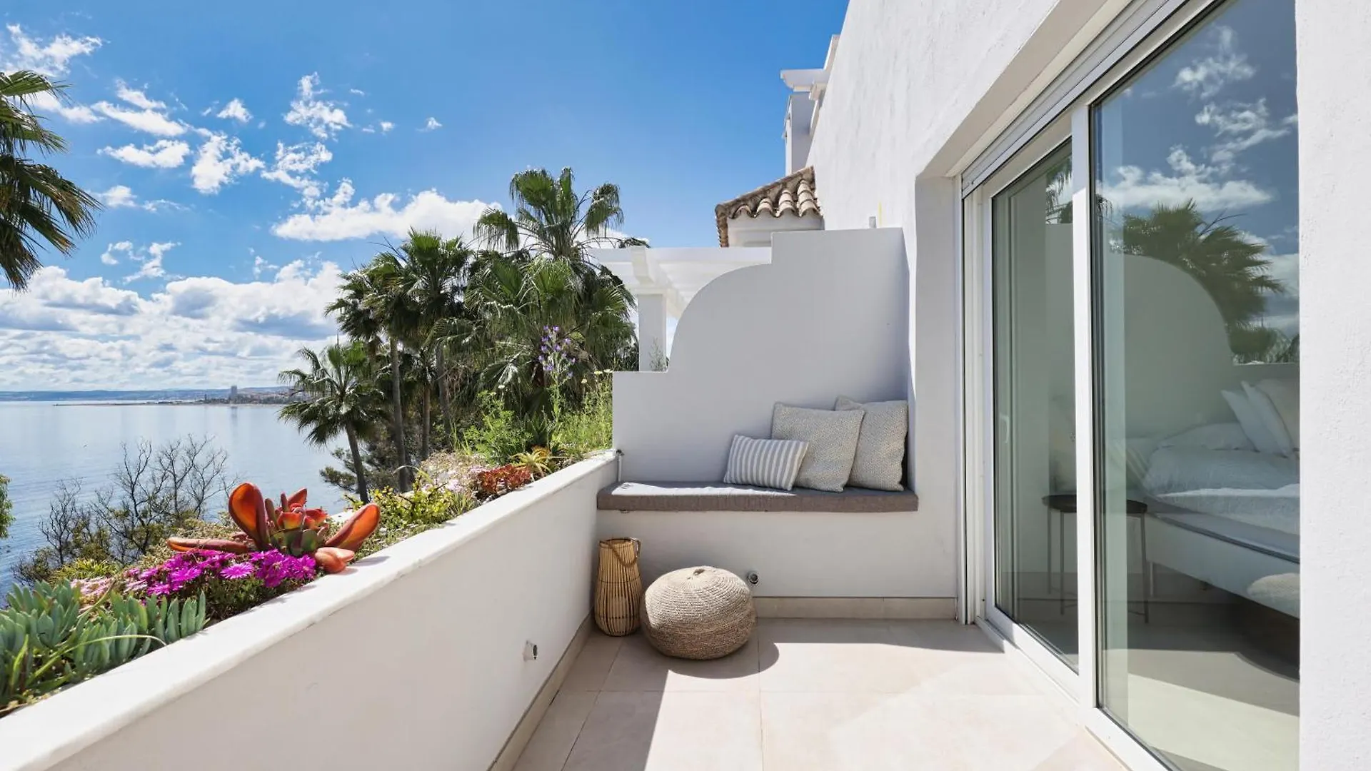 Penthouse Cordoba Balcony Sea View Apartment Estepona